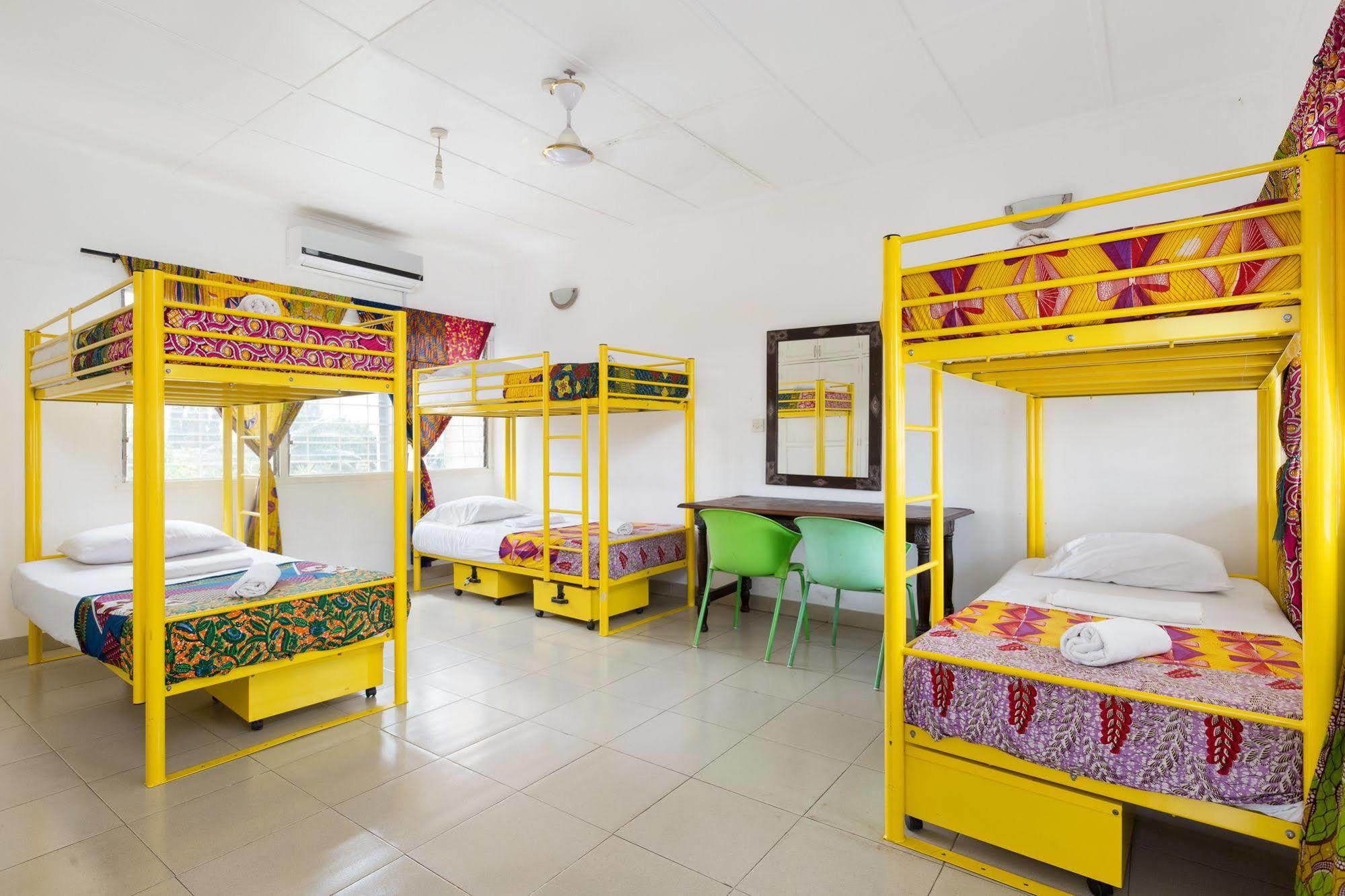Agoo Hostel (Adults Only) Accra Exterior photo