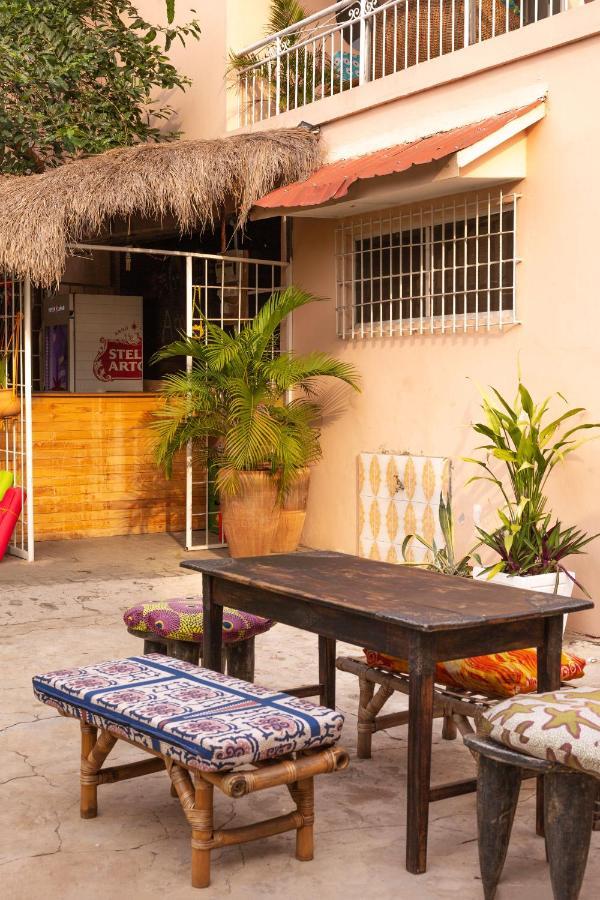 Agoo Hostel (Adults Only) Accra Exterior photo