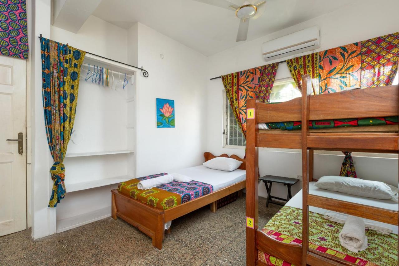 Agoo Hostel (Adults Only) Accra Exterior photo
