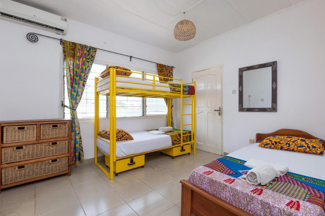 Agoo Hostel (Adults Only) Accra Exterior photo